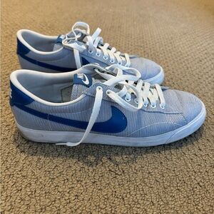 Nike tennis classic men’s 10